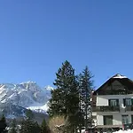 Oasi Otel 2*
