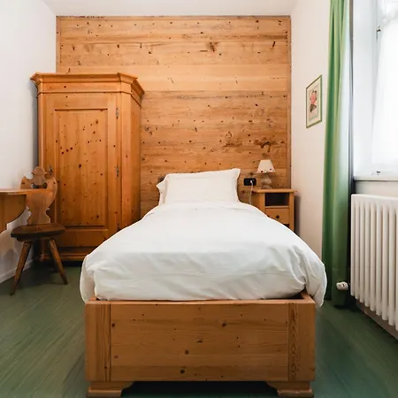 Oasi Hotel 2*