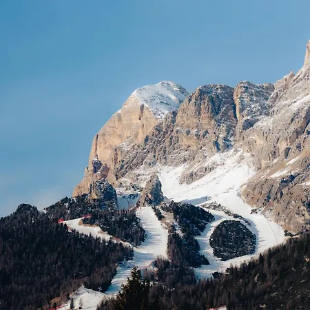 Oasi Szálloda Cortina dʼAmpezzo