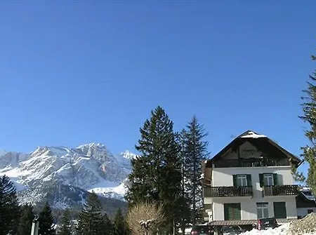Oasi Otel 2*