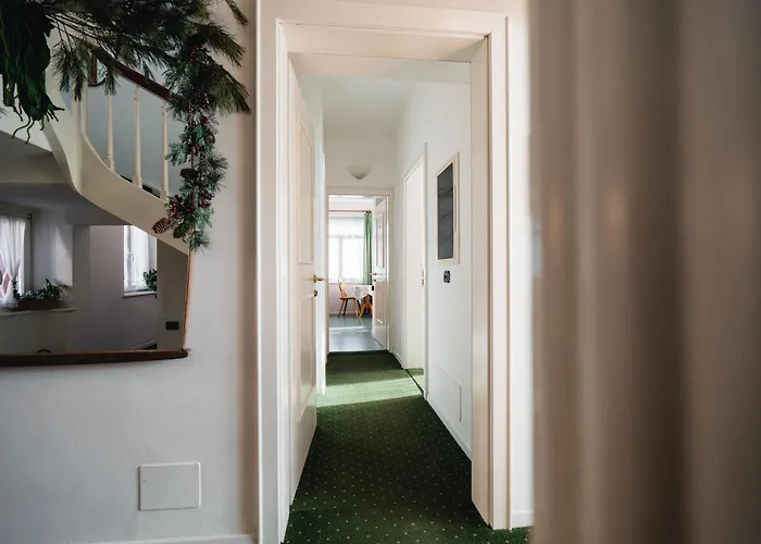 فندق Oasi كورتينا دامبيتزو