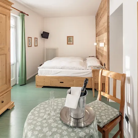 Oasi 酒店 科尔蒂纳丹佩佐