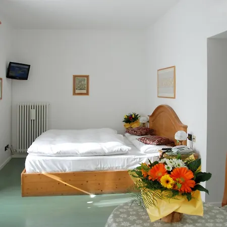 酒店 Oasi 科尔蒂纳丹佩佐